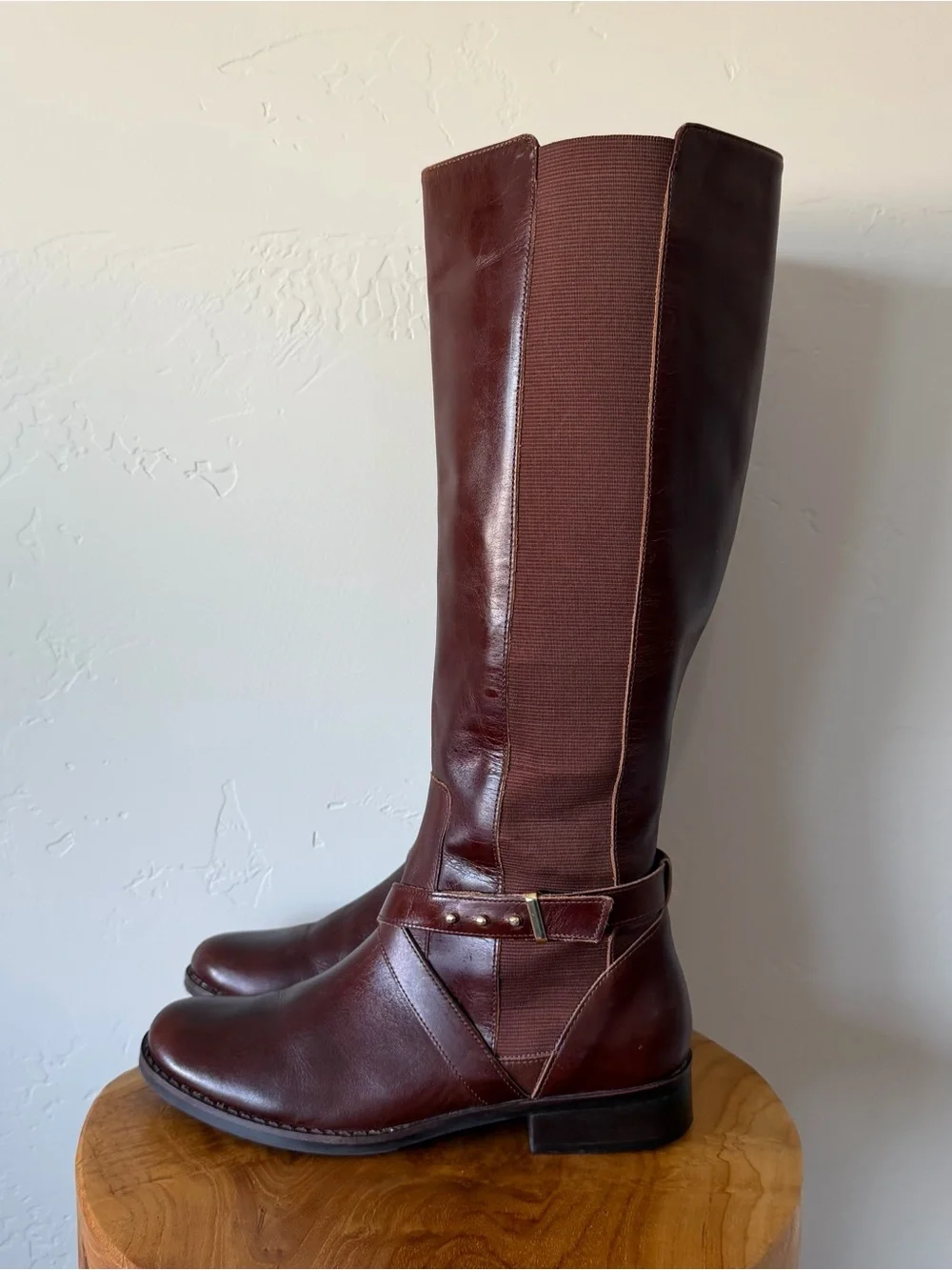 Steve Sydnee Brown leather knee high boots 8.5 with buckle detail
